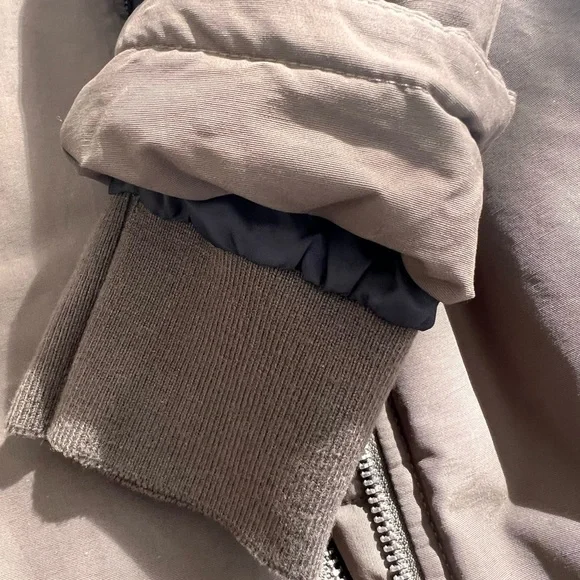 Zara Basic Olive Parka with Black Faux Fur Hood. Size S - Picture 8 of 12